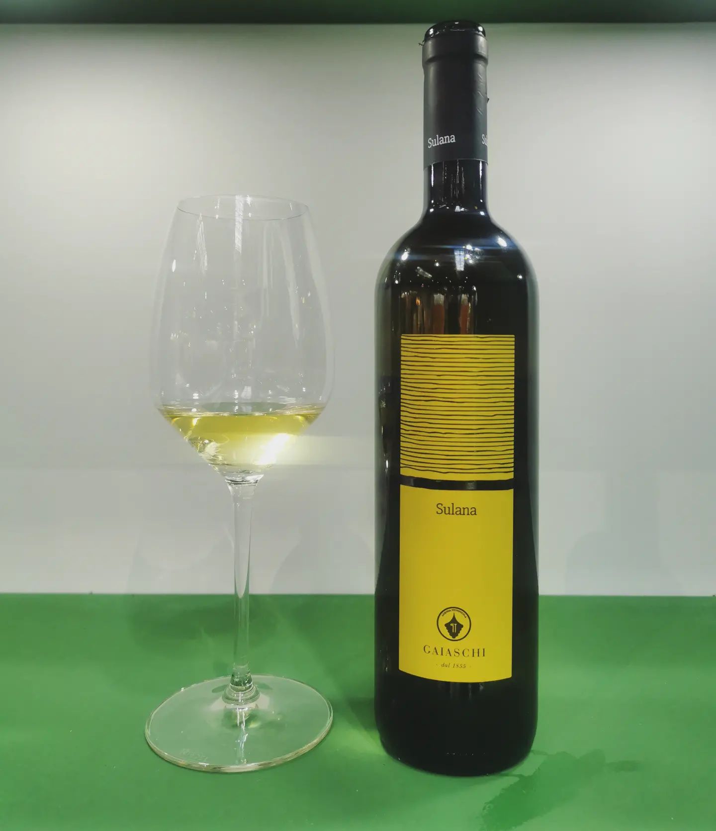 Last chance to stop by and try our Malvasia di Candia Aromatica, we think you will love it!
Hall 5 Stand C25
#iobevogaiaschi
#prowein
#cheersprowein
#endlichwiedermesse
#finallytradefair
#collipiacentini #valtidone #Malvasia #malvasiadicandiaaromatica #piacenza #milano